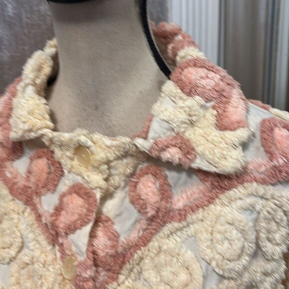 Canyon Group Elegant Cream and Pink Textured Women's Jacket, S - Picture 4 of 10